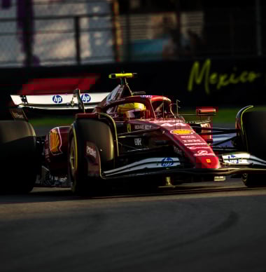 'Ferrari komt met eigen trucje rondom cilinderkop na 'foefje' van Mercedes en Red Bull'