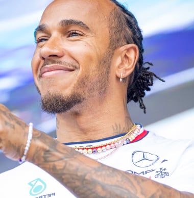 Supermodel pays special tribute to 'fav' Hamilton