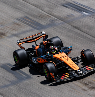 LIVE (gesloten) | Tweede vrije training GP Spanje: Piastri eerste voor Russell en Verstappen