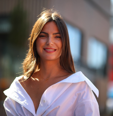 Kelly Piquet geniet met Penelope van vakantie: Verstappen afwezig op fotoreeks