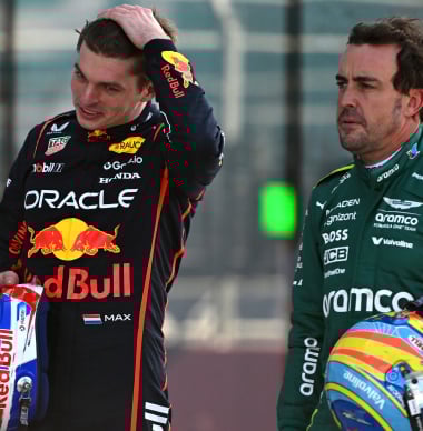 De geheimzinnige crash van Alonso tijdens een testdag in Barcelona | de grootste F1-mysteries