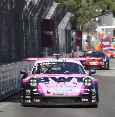 Na F2 ook enorme crash in Porsche Supercup tijdens eerste bocht in Monaco