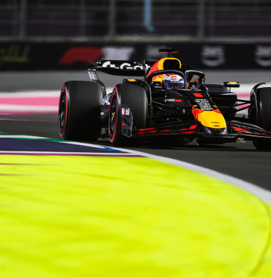 Auto Verstappen willekeurig door FIA gecontroleerd na afloop van Saoedi-Arabië