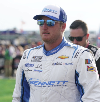 NASCAR insider clarifies points punishment for driver