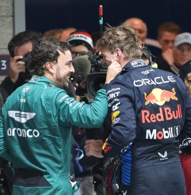 F1 News Recap: Another mid-season driver swap confirmed as bizarre promotion announced