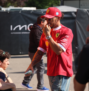 La EXCUSA de Hamilton con su fracaso en Imola con Ferrari