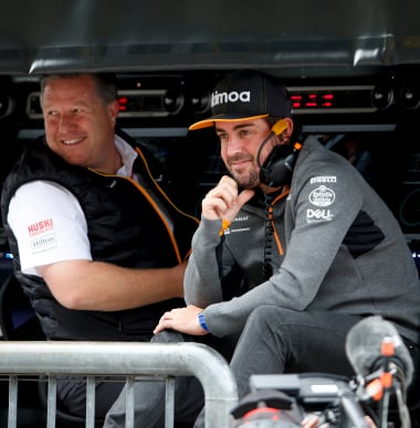 Brown zoekt hereniging met Alonso: "Zeg ik elke keer als ik hem zie"