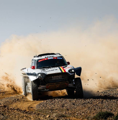 Dakar 2025: Mini doorbreekt zegereeks Toyota in Etappe 6, dagsucces voor Van den Brink