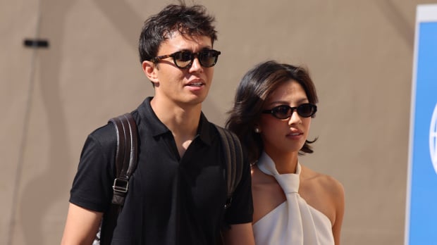 Alex Albon, Lily Muni He, Williams, Abu Dhabi, 2024