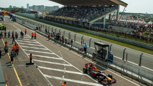 Photo: © LAT Images