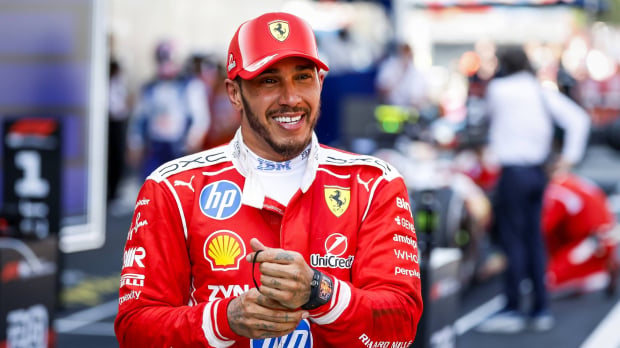 Lewis Hamilton celebrates at the Barcelona GP — Photo: © IMAGO