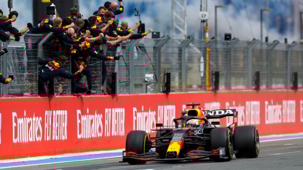 Verstappen wins in France