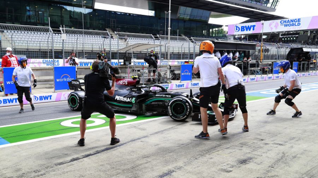 Valtteri Bottas spins in the pitlane in practice for the Styrian GP
