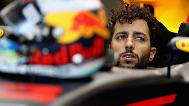 Daniel Ricciardo makes full F1 RETURN replacing Nyck De Vries at ...