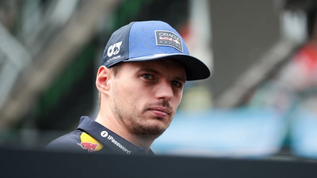 Max Verstappen vreest hobbelig asfalt in Austin: 'Nieuwe wervelkolom bestellen' — Foto: © IMAGO