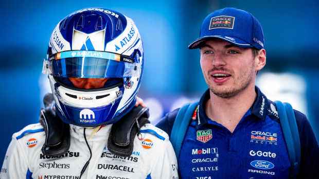 Verstappen, browning, thumb — Foto: © IMAGO