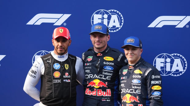 Lewis Hamilton, Max Verstappen, Isack Hadjar, generic, BahrainGP, 2026 — Foto: © IMAGO
