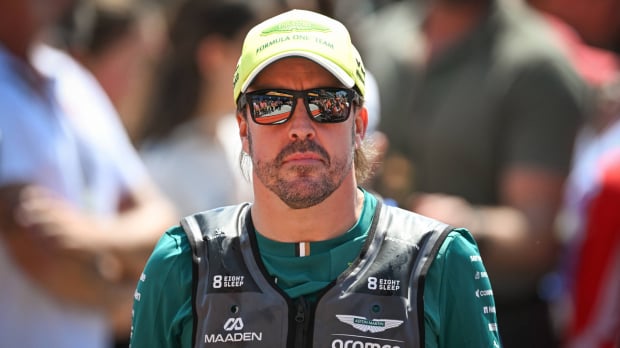 Alonso kritisch op bandenkeuze Aston Martin na sterke puntenfinish in Maleisië — Foto: © IMAGO