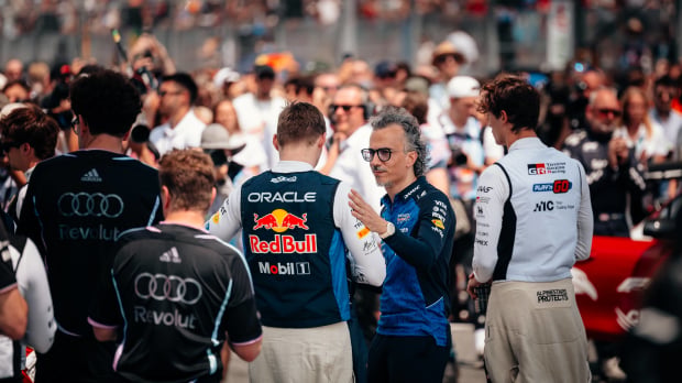Max Verstappen, Laurent Mekies, Red Bull, generic, 2026 — Foto: © IMAGO