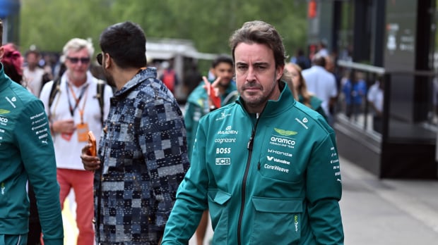 Alonso luidt noodklok over F1-technologie: 'Het loopt uit de hand' — Foto: © IMAGO