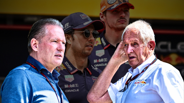Thumbnail for article regarding reaction Verstappen family on Perez