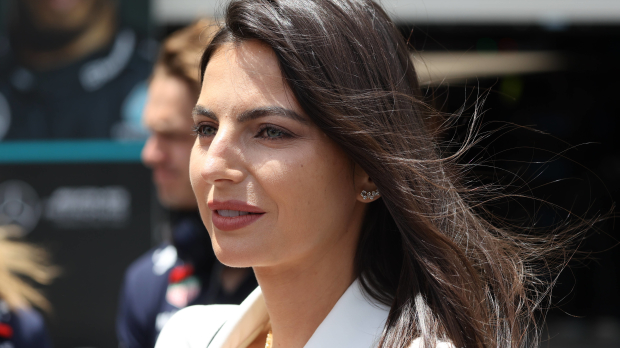 Kelly Piquet smiles