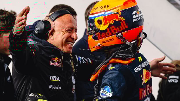 © Gedlich Racing | Tom Coronel (l) met zoon Rocco (r) na de overwinning op Estoril