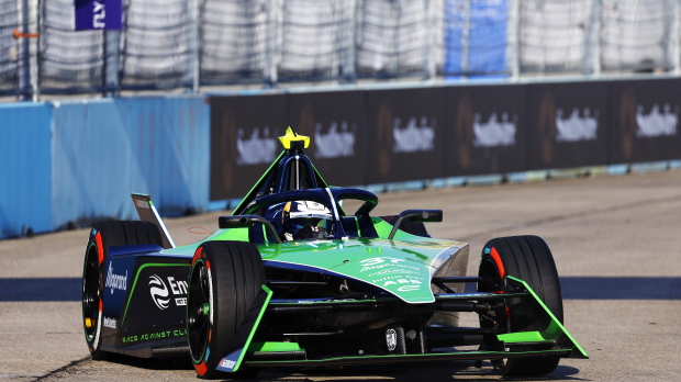 Nick Cassidy driving in BErlin.