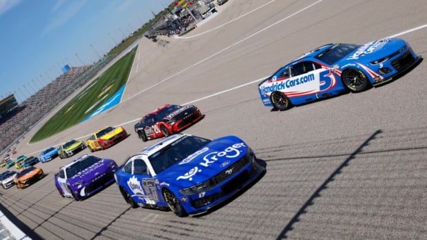 An image of the NASCAR Cup Series race at Kansas Speedway in 2025 — Foto: © IMAGO