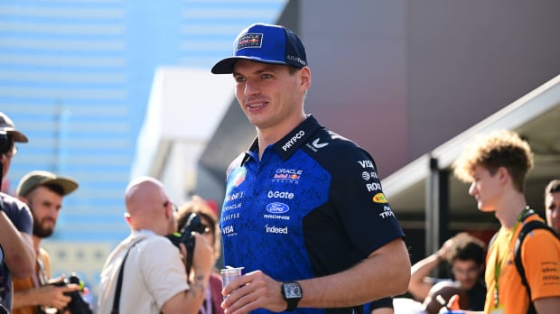 Verstappen na P3 tijdens trainingen in Bakoe: 'Een goede start voor ons' — Foto: © IMAGO