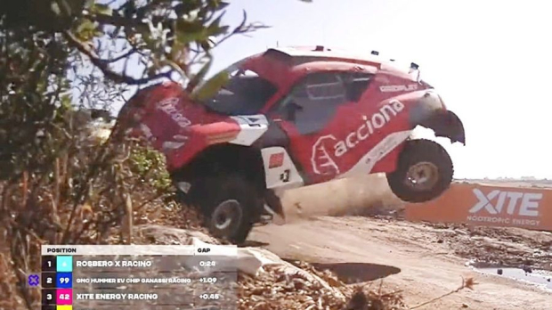 carlos sainz, accident, extreme e