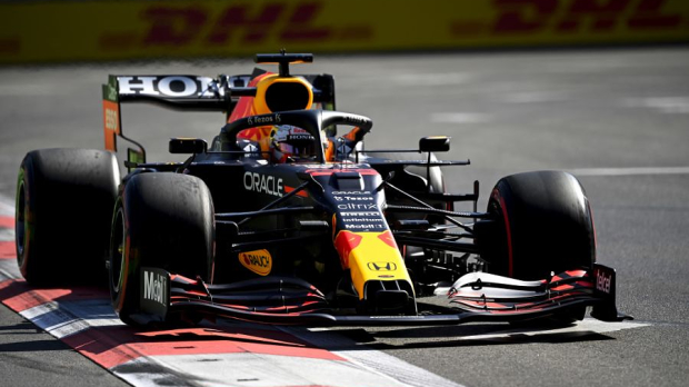 Verstappen, Baku, Red Bull 