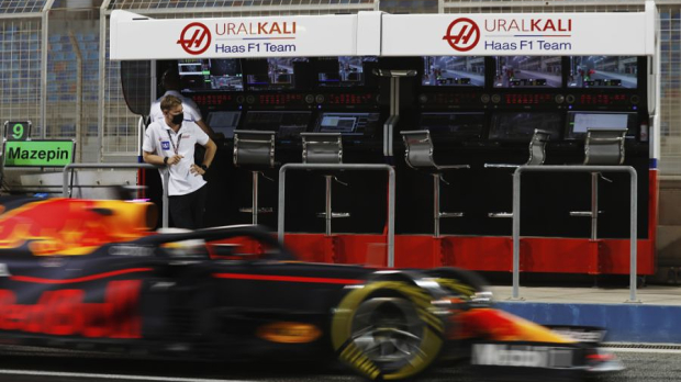 Red Bull, Haas, BahrainGP — Foto: © LAT Images