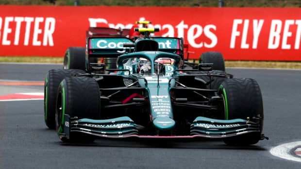 Sebastian Vettel in actie op de Hungaroring. 