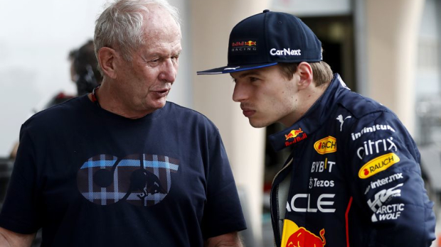 Dr. Helmut Marko talking with Max Verstappen