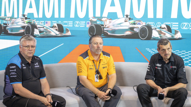 Otmar Szafnauer, Zak Brown and Guenther Steiner all sit beside each other in press conference