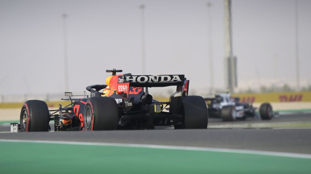 Verstappen tijdens VT3 in Qatar.