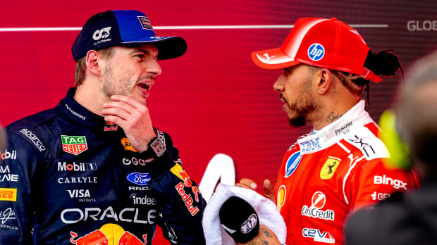 Lewis Hamilton and Max Verstappen — Photo: © IMAGO