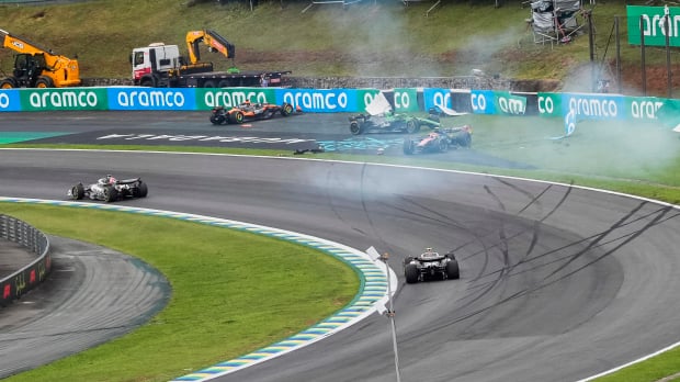 Piastri, Hulkenberg, Colapinto, crash, Sprint, Brazil GP, 2025