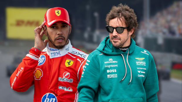 Fernando Alonso looks at Lewis Hamilton in a composite image — Photo: © IMAGO