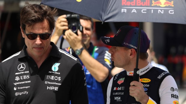 Toto Wolff verbaasd na kwalificatie Mercedes op Sepang: 'Vijf tienden achteruit' — Foto: © IMAGO