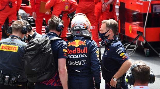 Red Bull-crew on the grid in France