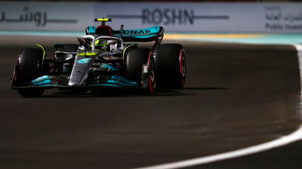 Hamilton in Mercedes