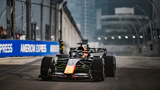Verstappen during FP1 in Singapore — Foto: © IMAGO