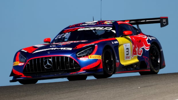 Barnicoat, Lulham and Verstappen in AMG at Portimao — Foto: © SRO/JEP