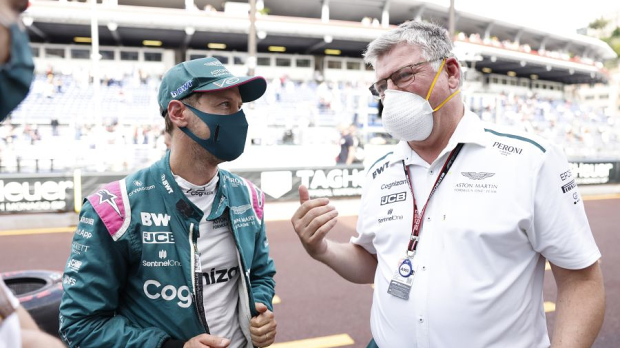 Aston Martin's Sebastian Vettel and Otmar Szafnauer in Monco