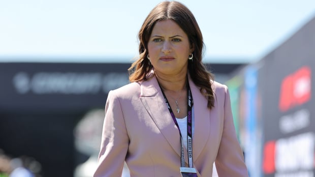 Bernie Collins arrives at the 2026 Canadian Grand Prix — Photo: © IMAGO