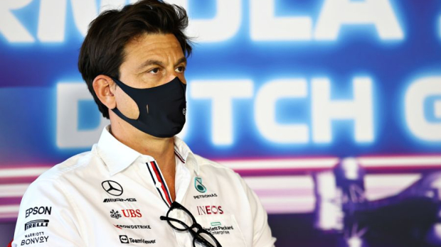 Toto Wolff during press conference in Zandvoort — Foto: © LAT Images