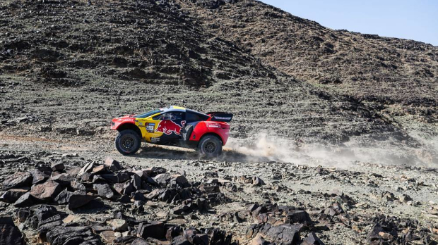 Loeb wint Etappe 4