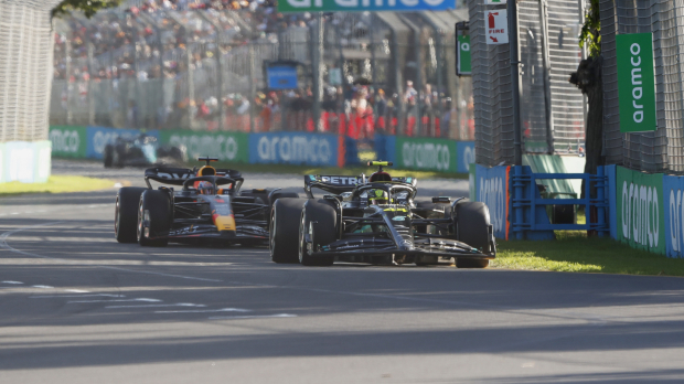 Max Verstappen vs Lewis Hamilton